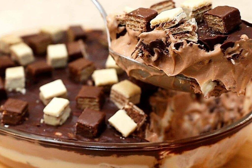 Sobremesa de Mousse com Chocolate Bis