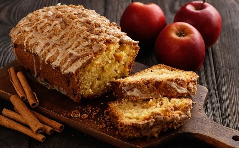 Receita de Bolo de Maçã com Canela